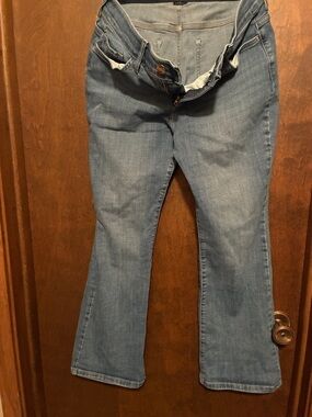 Lee Women's Light Blue Bootcut Jeans